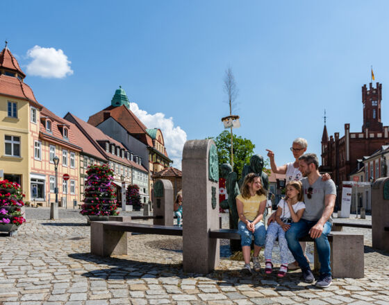Kyritz-Bassewitzbrunnen mit Marktplatz © Tourismusverband Prignitz