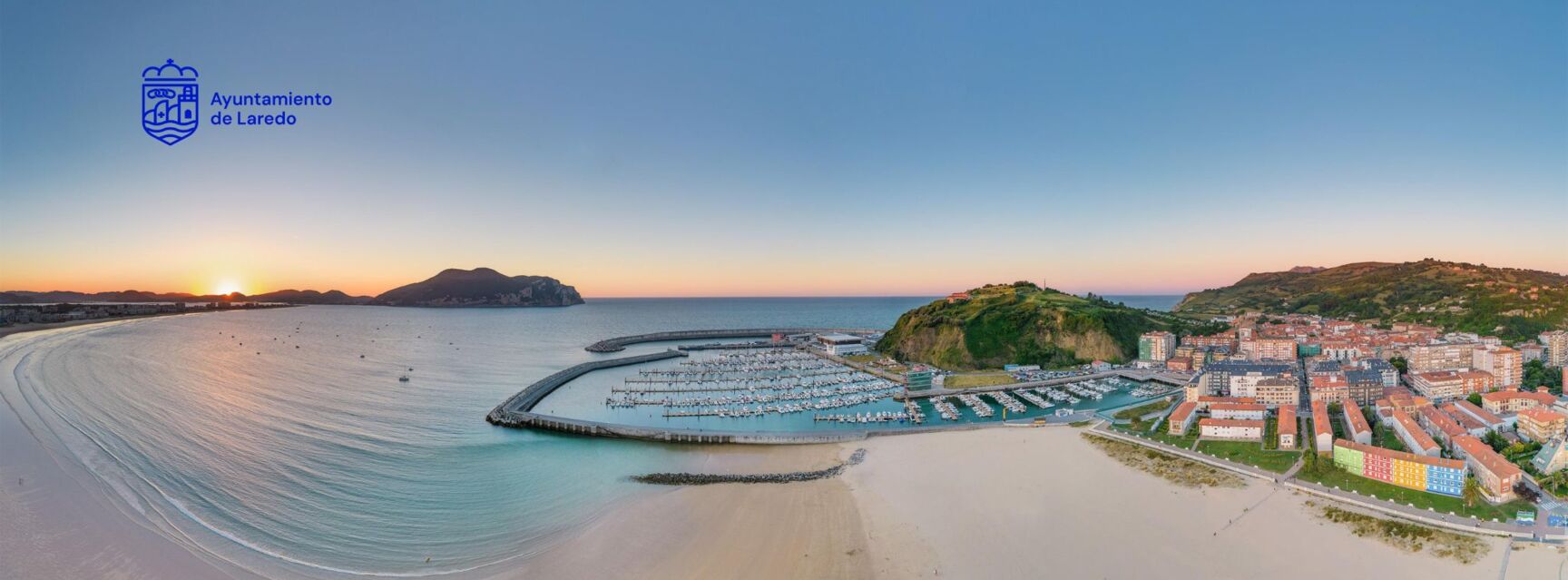 Laredo panorama and logo (c) Ayuntamiento de Laredo Laredo panorama and logo (c) Ayuntamiento de Laredo