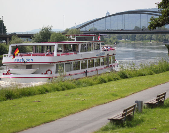 Schifffahrt Kanal Weser Minden