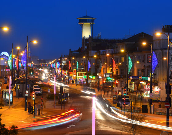 Great Yarmouths Strandpromenade bei Nacht ©James Bass/Great Yarmouth Borough Council