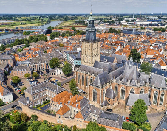 Walburgiskerk_IJssel_dronebeeld_3 © Gemeente Zutphen
