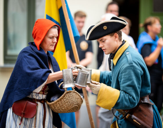 Schwedenfest_Soldat und Frau