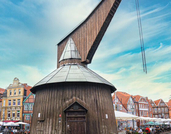 Wooden crane Stade