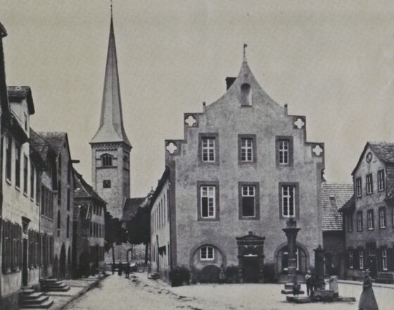 Marktplatz um 1900