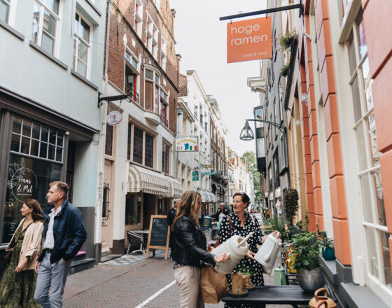 Deventer Algemeen Einkaufsmeile ©Barbara Trienen, VVV Deventer Deventer Algemeen Einkaufsmeile ©Barbara Trienen, VVV Deventer