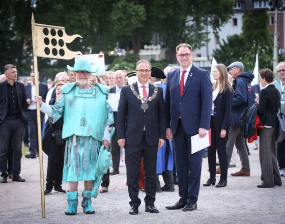 Quirinus mit Bürgermeister und Hanse-Vormann