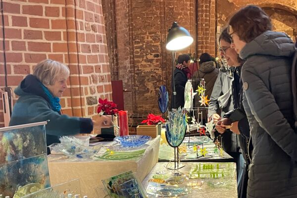 Kunstmarkt in St. Georgen (c) Pressestelle der Hansestadt Wismar