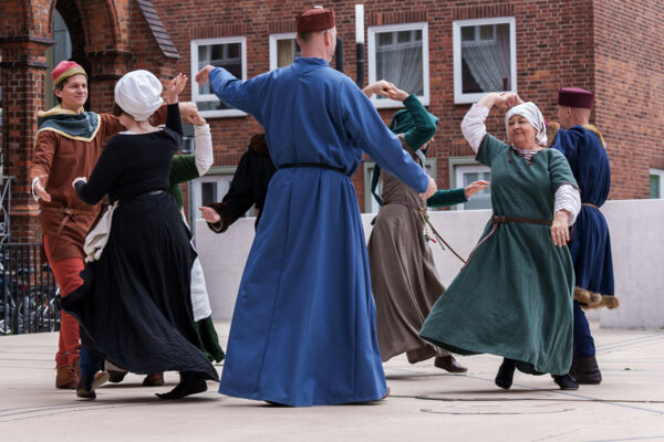 Hansevolk_Tanz (c) Hansevolk zu L&uuml;beck